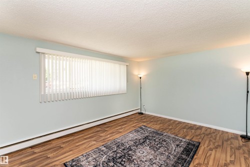 5 8807 101 Street, Edmonton, AB - Indoor Photo Showing Other Room