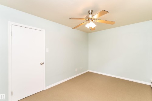 5 8807 101 Street, Edmonton, AB - Indoor Photo Showing Other Room