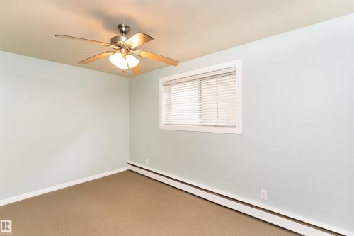5 8807 101 Street, Edmonton, AB - Indoor Photo Showing Other Room