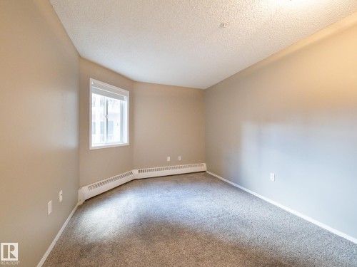 205 11716 100 Avenue, Edmonton, AB - Indoor Photo Showing Other Room