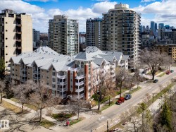 205 11716 100 Avenue  Edmonton, AB T5K 2G3
