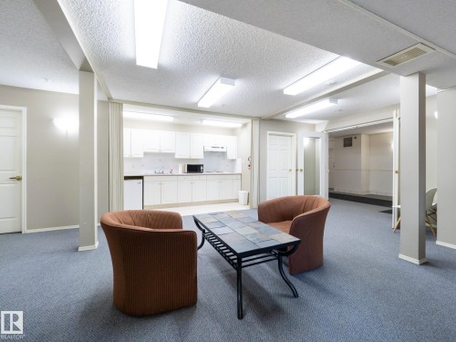 205 11716 100 Avenue, Edmonton, AB - Indoor