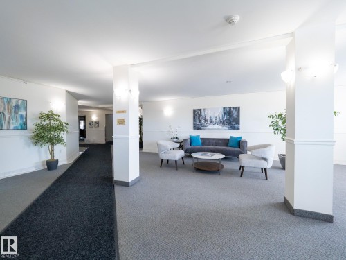 205 11716 100 Avenue, Edmonton, AB - Indoor