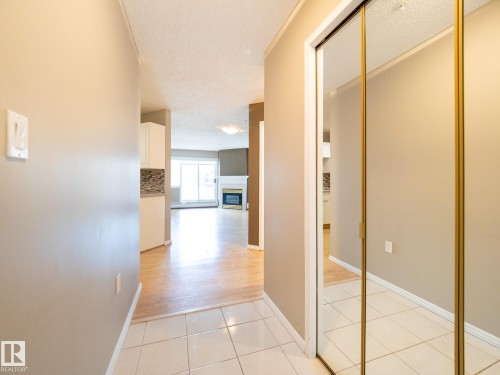205 11716 100 Avenue, Edmonton, AB - Indoor Photo Showing Other Room