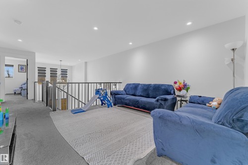 2315 51 Street, Edmonton, AB - Indoor