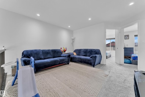 2315 51 Street, Edmonton, AB - Indoor