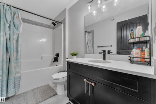2315 51 Street, Edmonton, AB - Indoor Photo Showing Bathroom