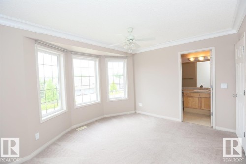 10903 8 Avenue, Edmonton, AB - Indoor Photo Showing Other Room