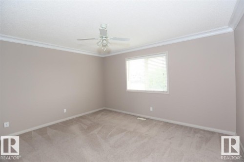 10903 8 Avenue, Edmonton, AB - Indoor Photo Showing Other Room