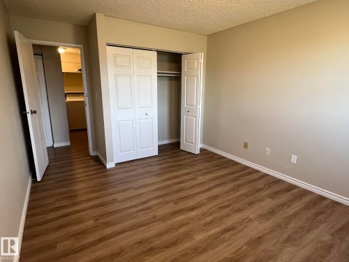 205 51 Brown Street, Stony Plain, AB - Indoor Photo Showing Other Room
