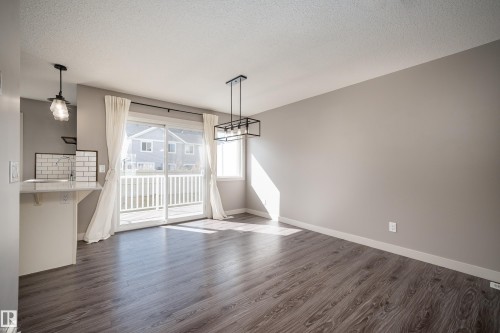 58 1391 Starling Drive, Edmonton, AB - Indoor