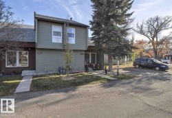 5451 HILL VIEW Crescent  Edmonton, AB T6L 1V9