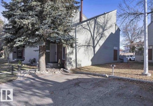 5451 Hill View Crescent, Edmonton, AB - Outdoor