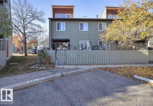 5451 Hill View Crescent, Edmonton, AB - Outdoor