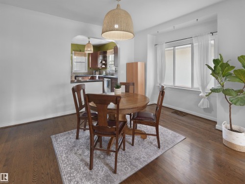 9808 90 Avenue, Edmonton, AB - Indoor Photo Showing Dining Room