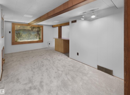 9808 90 Avenue, Edmonton, AB - Indoor Photo Showing Other Room