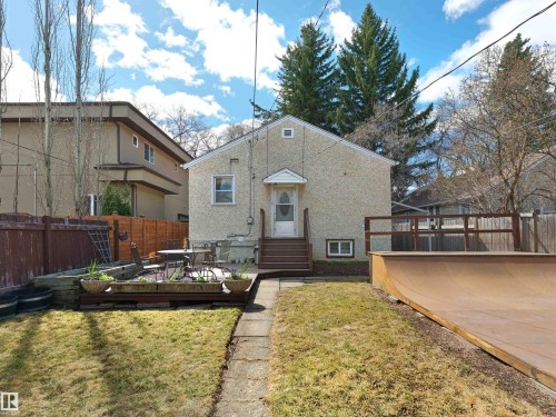 9808 90 Avenue, Edmonton, AB - Outdoor