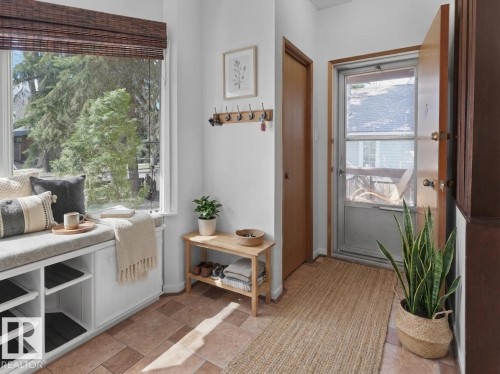 9808 90 Avenue, Edmonton, AB - Indoor Photo Showing Other Room