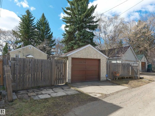 9808 90 Avenue, Edmonton, AB - Outdoor