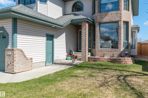687 Meadowview Drive, Sherwood Park, AB - Outdoor