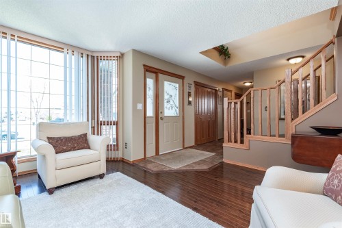 687 Meadowview Drive, Sherwood Park, AB - Indoor