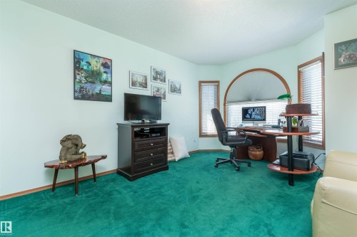 687 Meadowview Drive, Sherwood Park, AB - Indoor