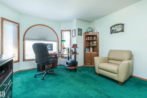 687 Meadowview Drive, Sherwood Park, AB - Indoor Photo Showing Other Room