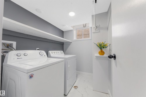 11828 50 St, Edmonton, AB - Indoor Photo Showing Laundry Room