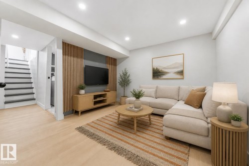 11828 50 St, Edmonton, AB - Indoor Photo Showing Living Room