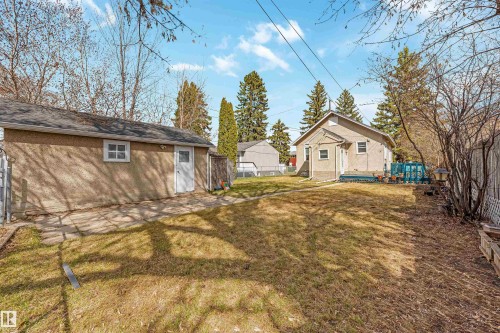 11828 50 St, Edmonton, AB - Outdoor