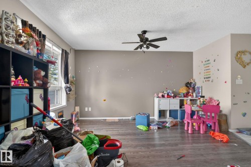 Image quality insufficient for description - 64 3311 58 Street, Edmonton, AB - Indoor Photo Showing Other Room
