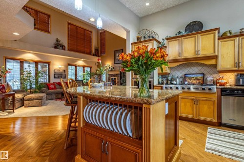 22031 Twp Rd 472, Rural Wetaskiwin County, AB - Indoor Photo Showing Kitchen