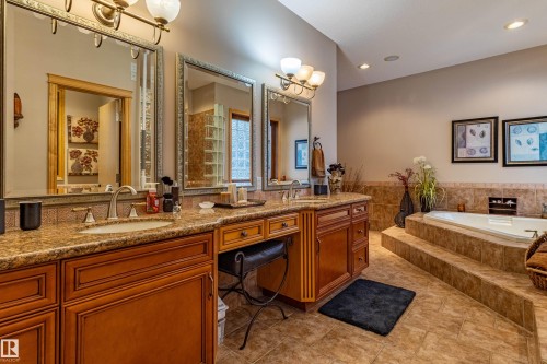 22031 Twp Rd 472, Rural Wetaskiwin County, AB - Indoor Photo Showing Bathroom