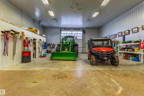 22031 Twp Rd 472, Rural Wetaskiwin County, AB - Indoor