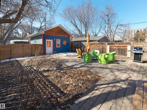 9815 90 Avenue, Edmonton, AB - Outdoor