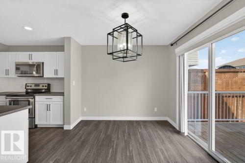 1363 Adamson Drive, Edmonton, AB - Indoor Photo Showing Kitchen