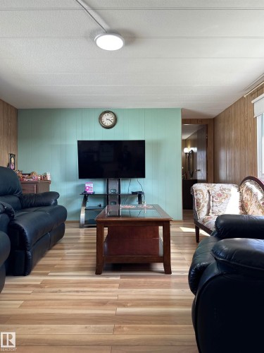 192 Lee Ridge Road, Edmonton, AB - Indoor Photo Showing Living Room