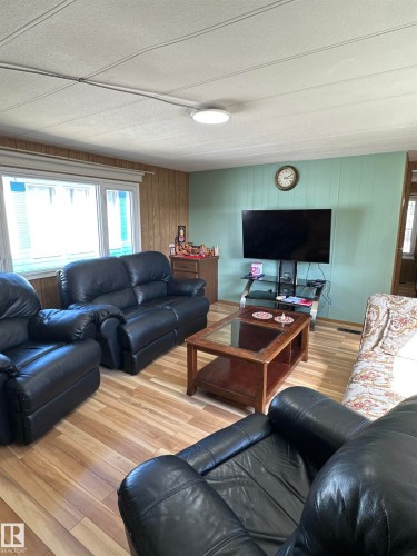 192 Lee Ridge Road, Edmonton, AB - Indoor Photo Showing Living Room