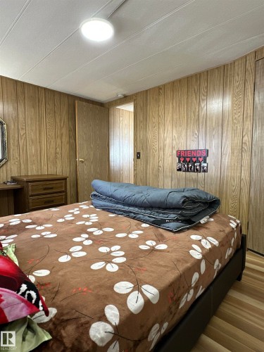 192 Lee Ridge Road, Edmonton, AB - Indoor Photo Showing Bedroom