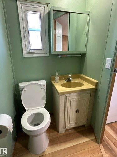 192 Lee Ridge Road, Edmonton, AB - Indoor Photo Showing Bathroom
