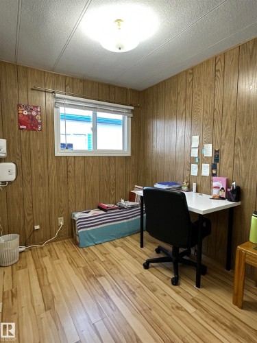 192 Lee Ridge Road, Edmonton, AB - Indoor Photo Showing Other Room