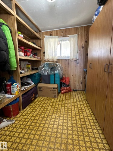 192 Lee Ridge Road, Edmonton, AB - Indoor Photo Showing Other Room