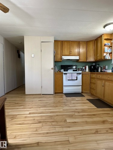 192 Lee Ridge Road, Edmonton, AB - Indoor Photo Showing Kitchen With Double Sink