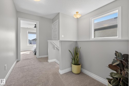 7294 Armour Crescent, Edmonton, AB - Indoor Photo Showing Other Room