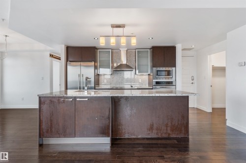 1901 10388 105 Street, Edmonton, AB - Indoor Photo Showing Kitchen With Upgraded Kitchen
