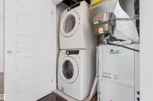 1901 10388 105 Street, Edmonton, AB - Indoor Photo Showing Laundry Room