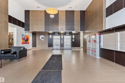 1901 10388 105 Street, Edmonton, AB - Indoor Photo Showing Other Room