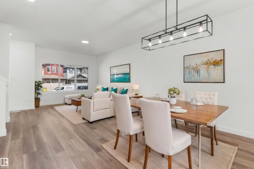 20619 43 Avenue, Edmonton, AB - Indoor