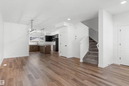 20619 43 Avenue, Edmonton, AB - Indoor