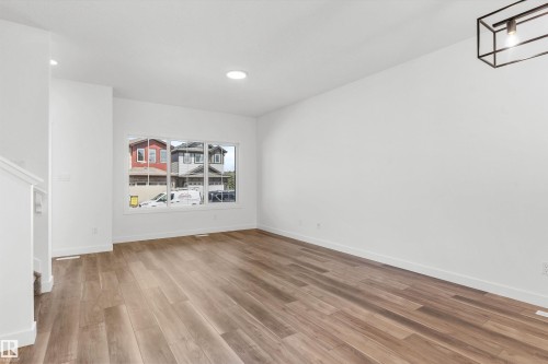 20619 43 Avenue, Edmonton, AB - Indoor